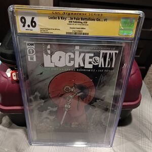 Locke & Key In Pale Battalions Go #1 CGC Signature Series 9.6 - IDW Jay Fotos